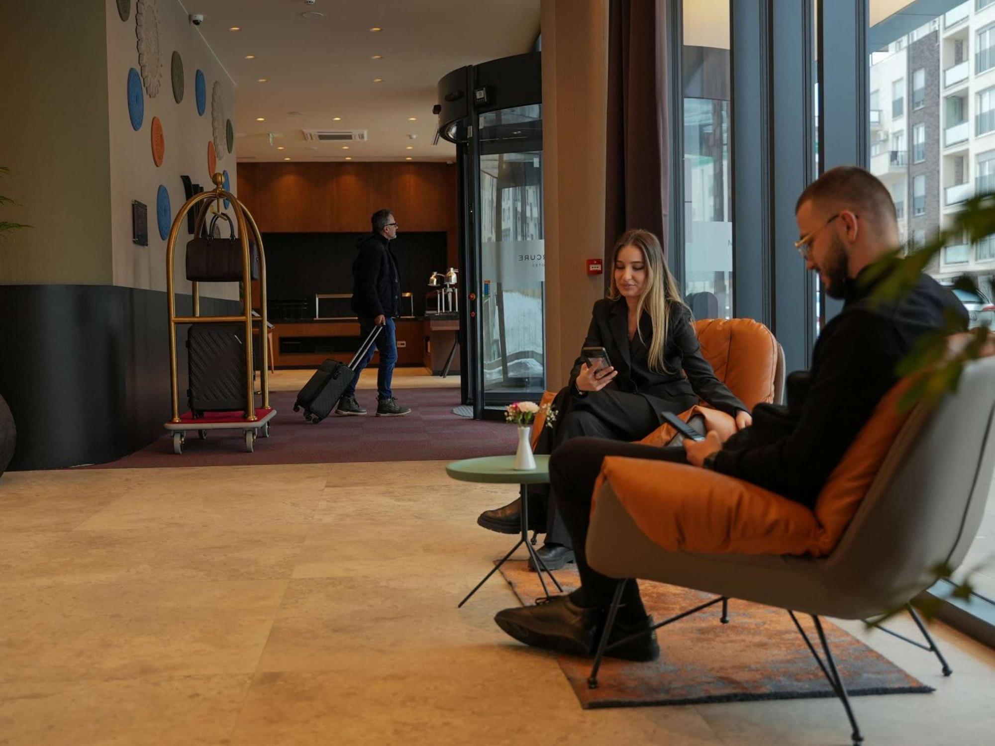 Mercure Prishtina City Pristina Esterno foto