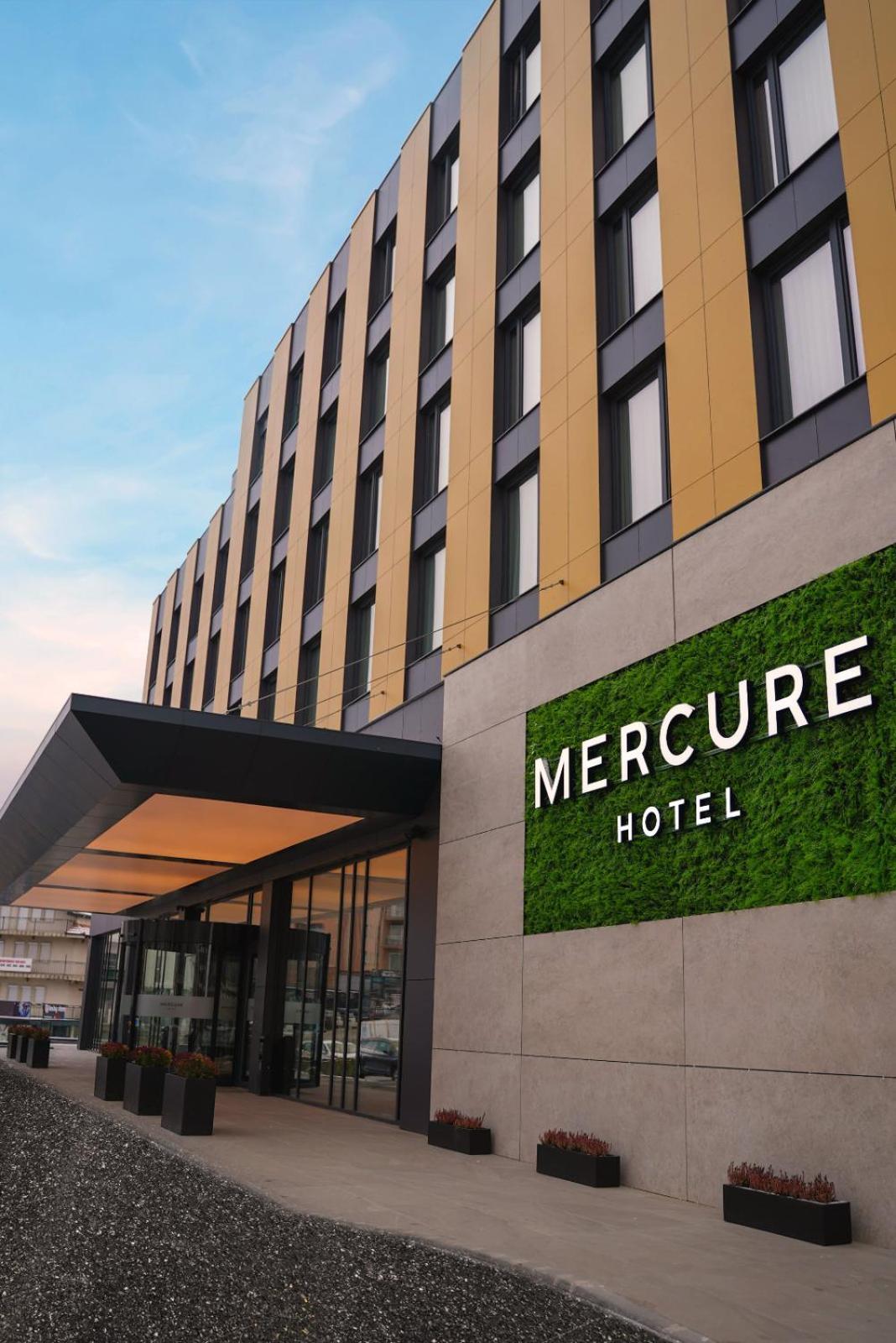 Mercure Prishtina City Pristina Esterno foto