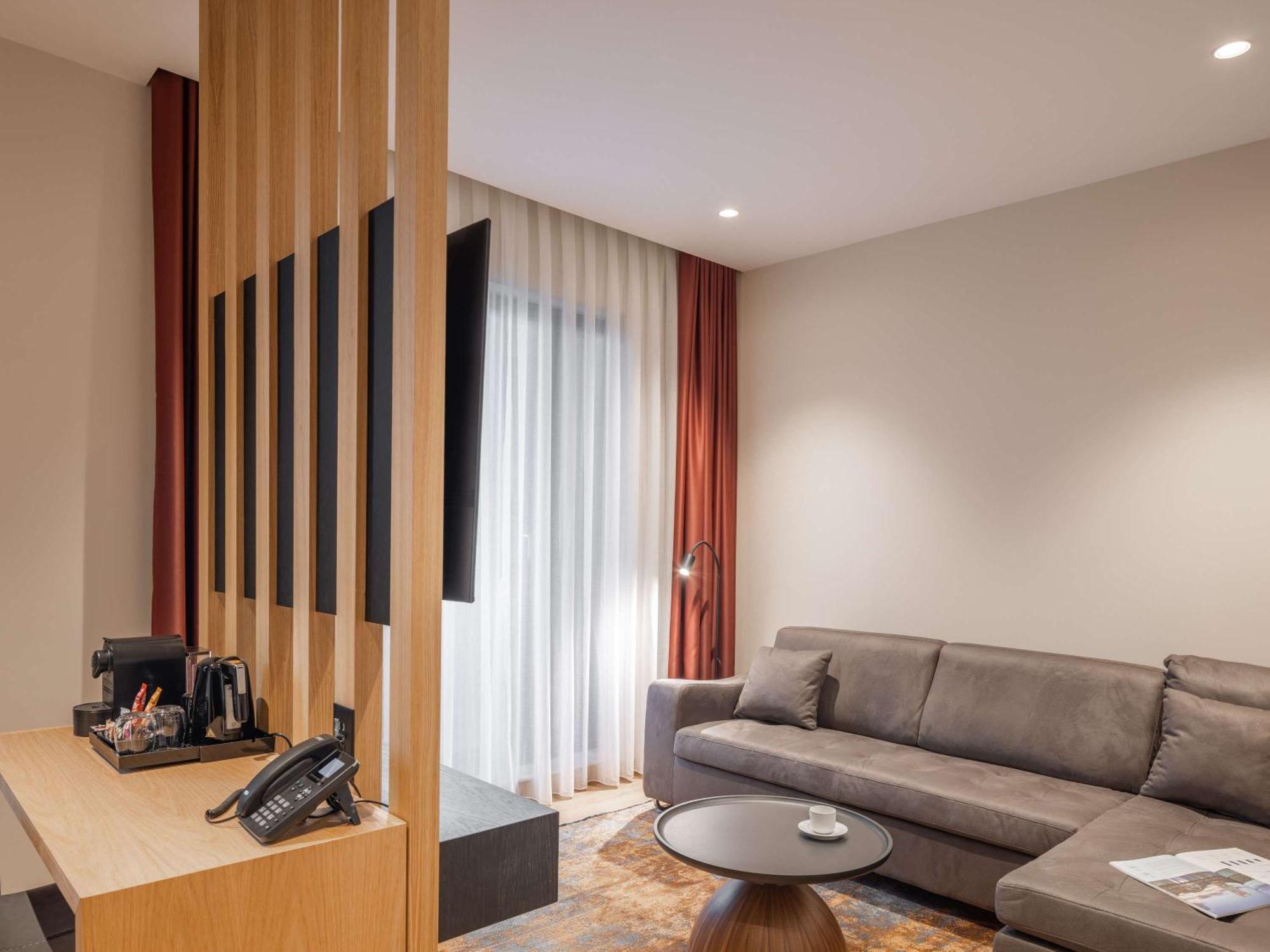Mercure Prishtina City Pristina Esterno foto