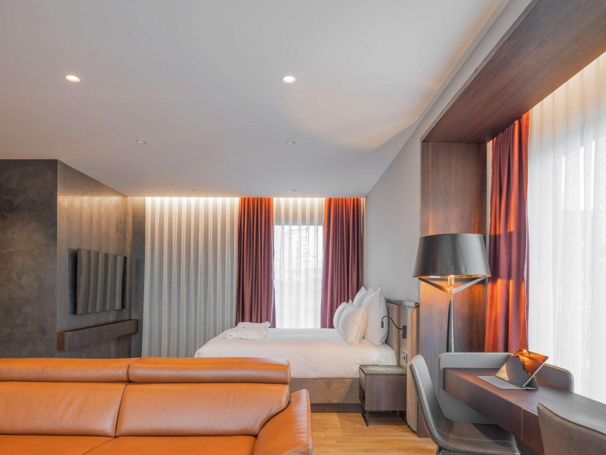 Mercure Prishtina City Pristina Esterno foto